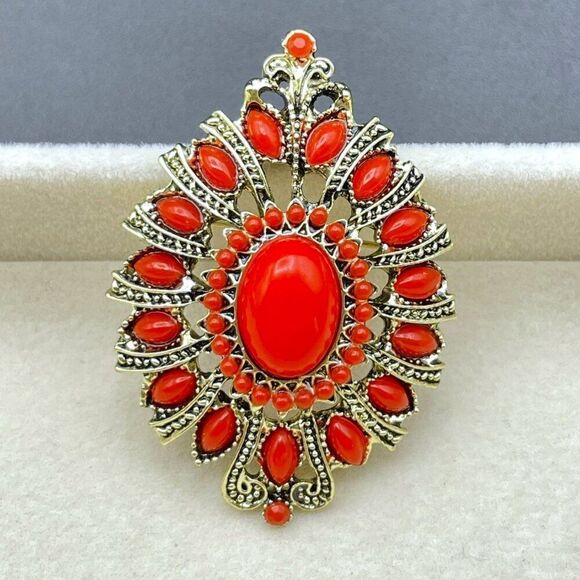 Yellow Gold with Red Enamel Stone Vintage Baroque Style Pin Back Brooch - Picture 5 of 7